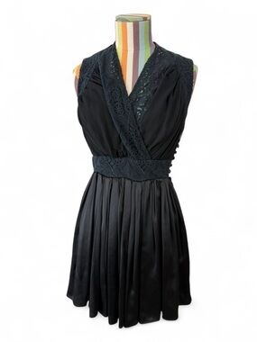 Louis de Gama London Designer Lace & Silk Mini Dress